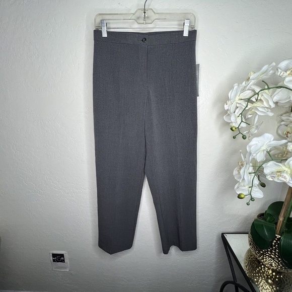 David Dart Gray Straight Leg Slimming Solution Pant NWT Size 6 P - Picture 1 of 5